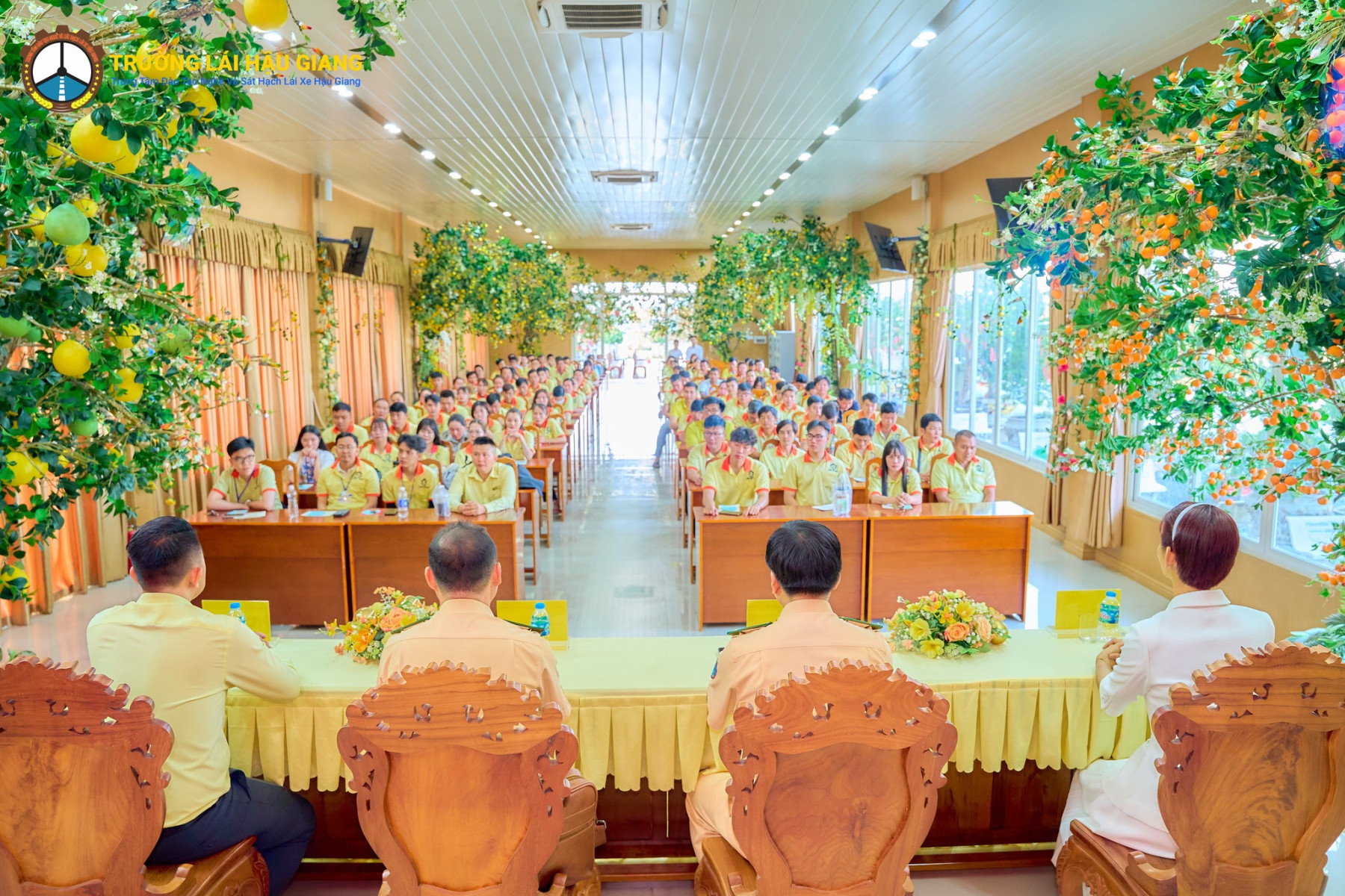 //www.truonglaihaugiang.vn/files/images/HOI%20TRUONG%20SAT%20HACH%2004.2026.jpg?v=1.0