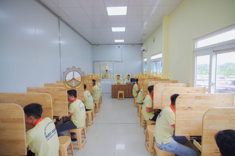 Hạng A (chưa có GPLX Ôtô)